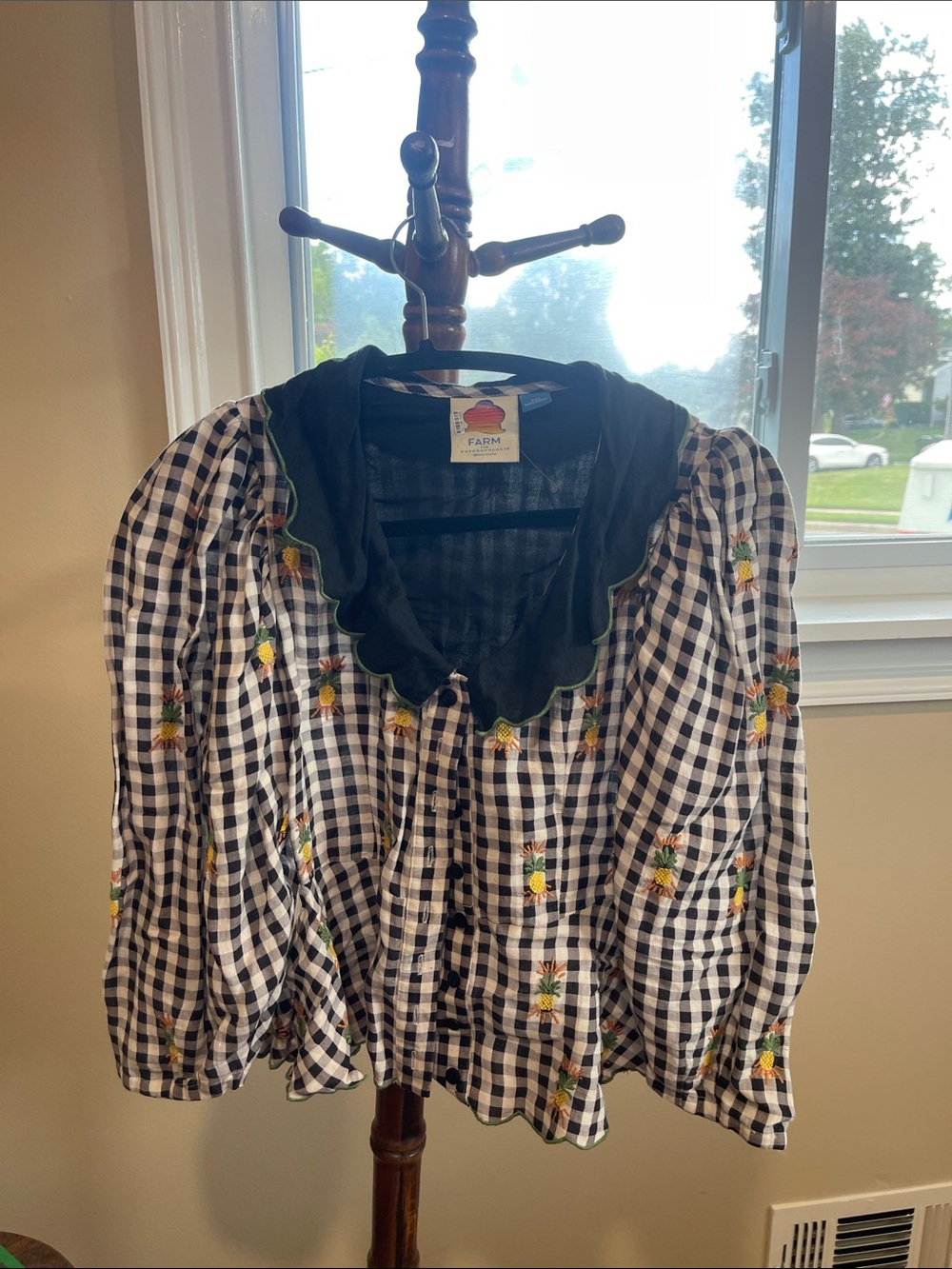 FARM Rio Black & White Gingham Pineapple Embroidered Blouse